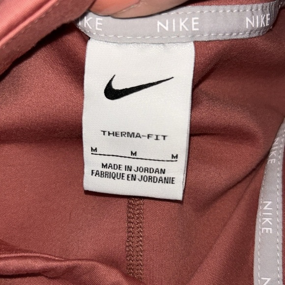 Nike Therma-Fit Pullover Size Medium Rare Find! - Picture 9 of 10